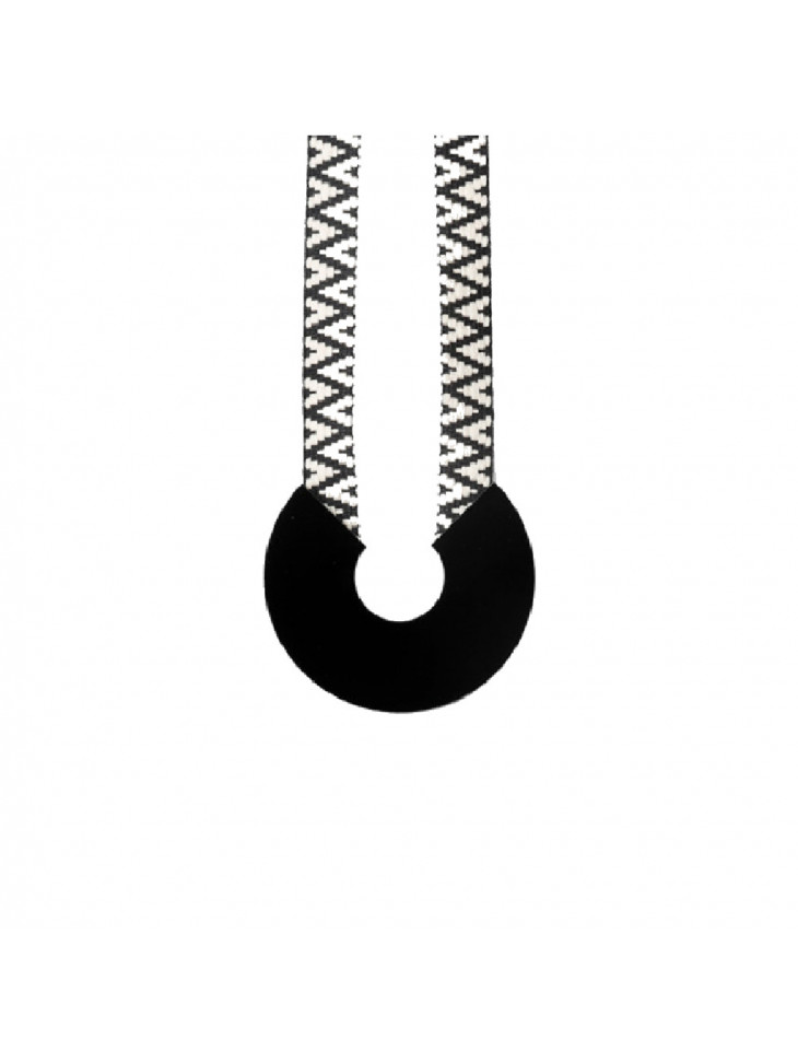 Plexiglass necklace - Horseshoe - Black & White Plexiglass necklace - Horseshoe - Black & White