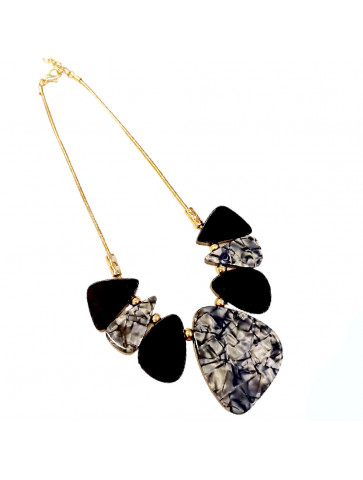 Short necklace - marble effect