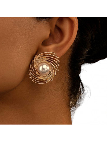 Vintage earrings with embossed surface - irregular shape and pearl