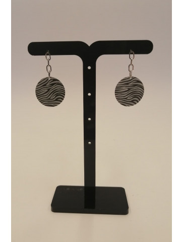 Stainless steel circle-shaped earrings