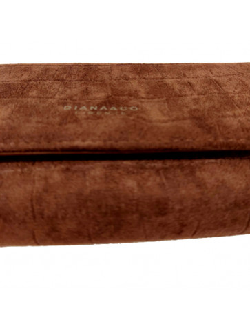 Wallet with beaver embossed fabric