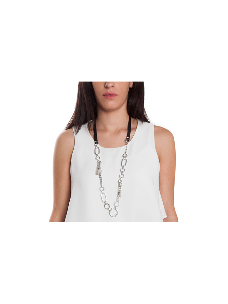 Synthetic leather necklace with chain
