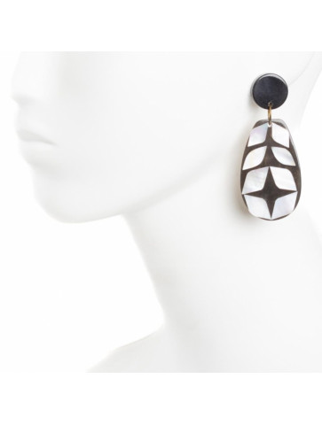 Leaf-shaped resin earring