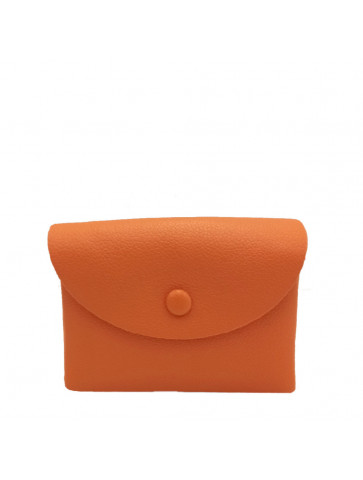 Small wallet with clasp