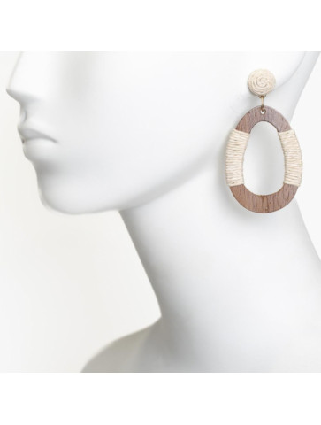 Earring - oval-shaped wooden piece - raffia threads